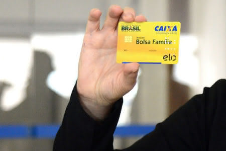 Cartão de débito Bolsa Família vinculado à poupança